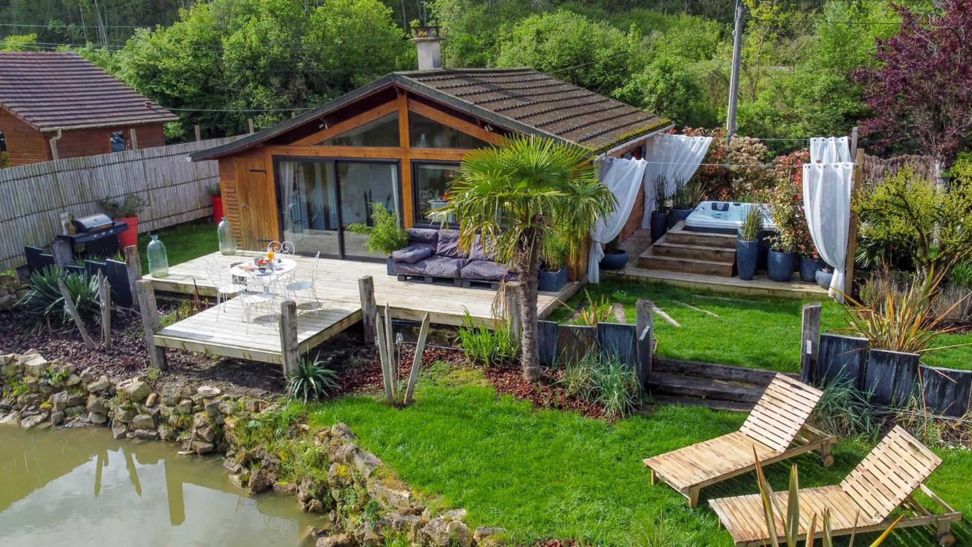Kaebane 85, Lodge Avec Spa Au Bord De L'Eau Prouilly Exterior photo