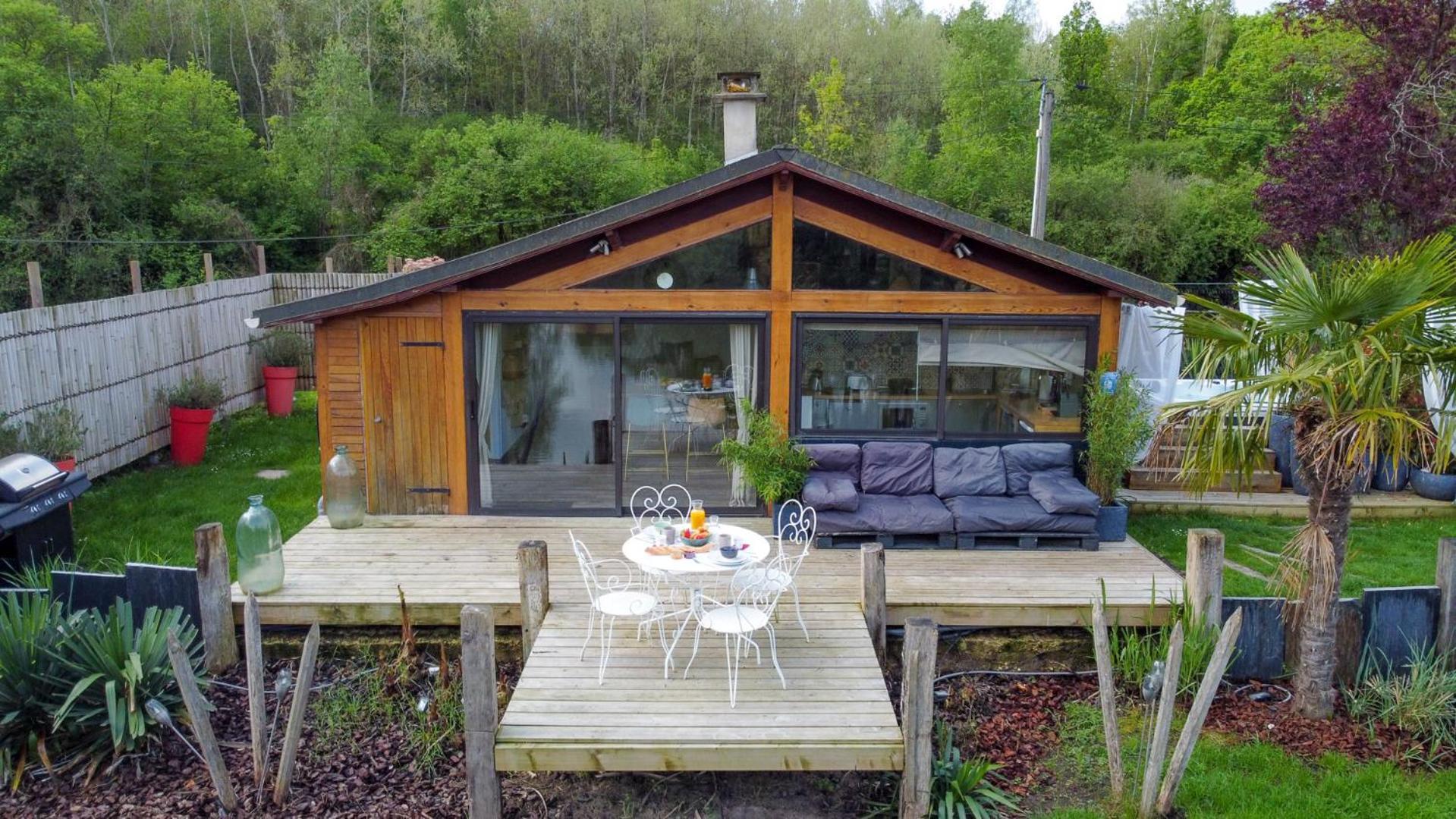 Kaebane 85, Lodge Avec Spa Au Bord De L'Eau Prouilly Exterior photo